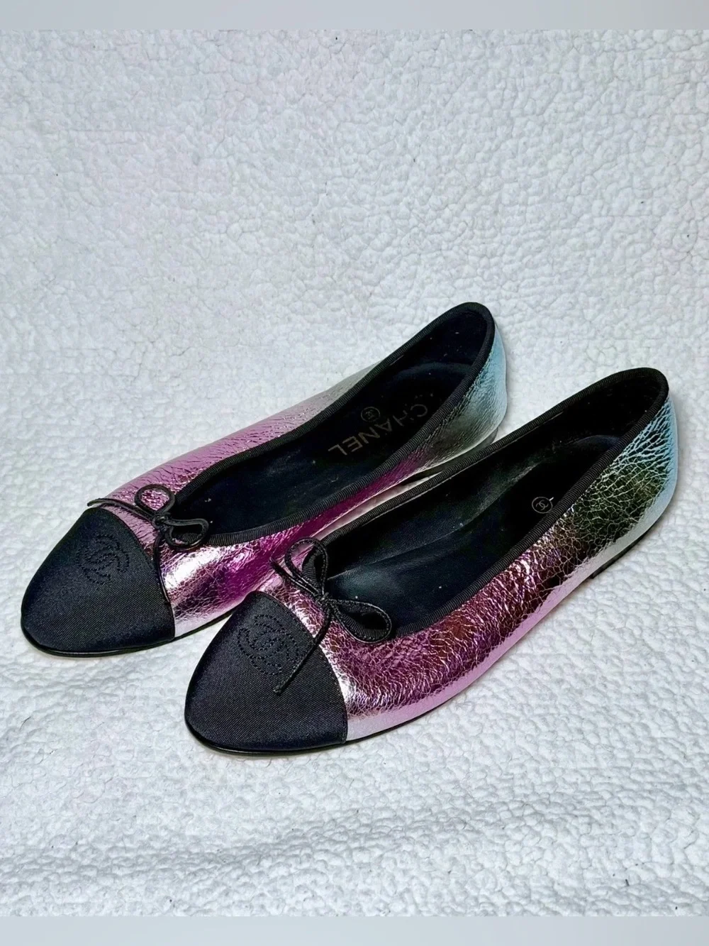 CHANEL 2020 metier d art rainbow ballet flats Metallic Pink to Teal Gradient 41C